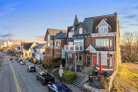 Ferienwohnung Charming Studio-Panoramic View-Your Pittsburgh Sanctuary Exterior foto