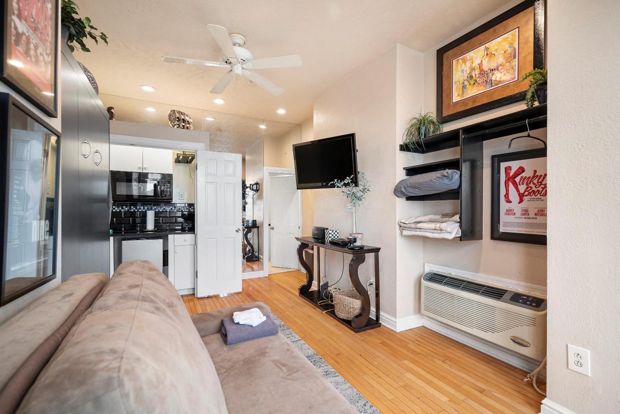 Ferienwohnung Charming Studio-Panoramic View-Your Pittsburgh Sanctuary Exterior foto
